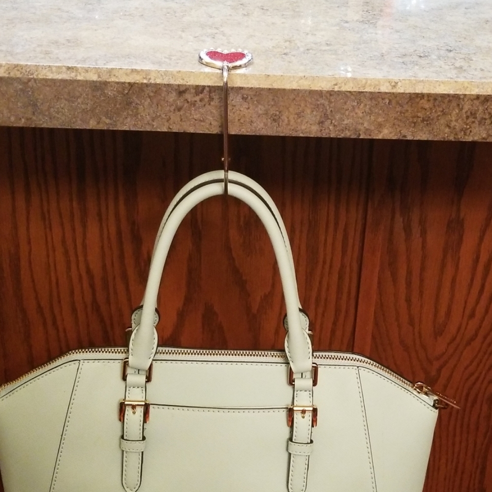 Purse hanger